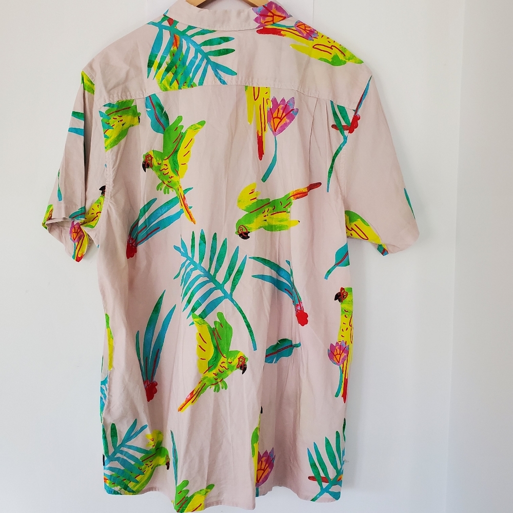 ROARK Men XL Journey Macaw Tan Tropical Button SS Shirt Logo Casual Island Vacay - Picture 11 of 15